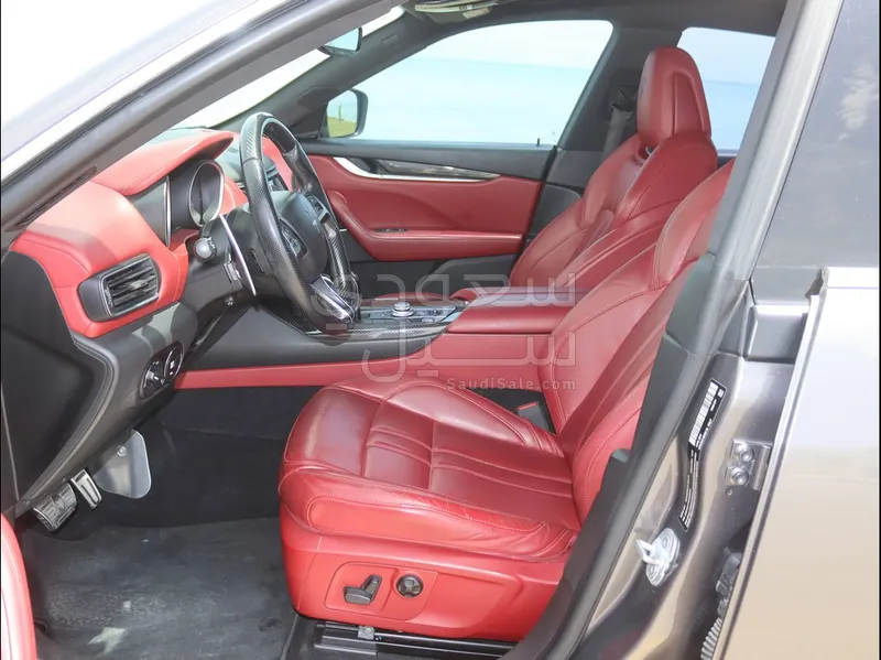 2017 مازيراتي ليفانتي اس