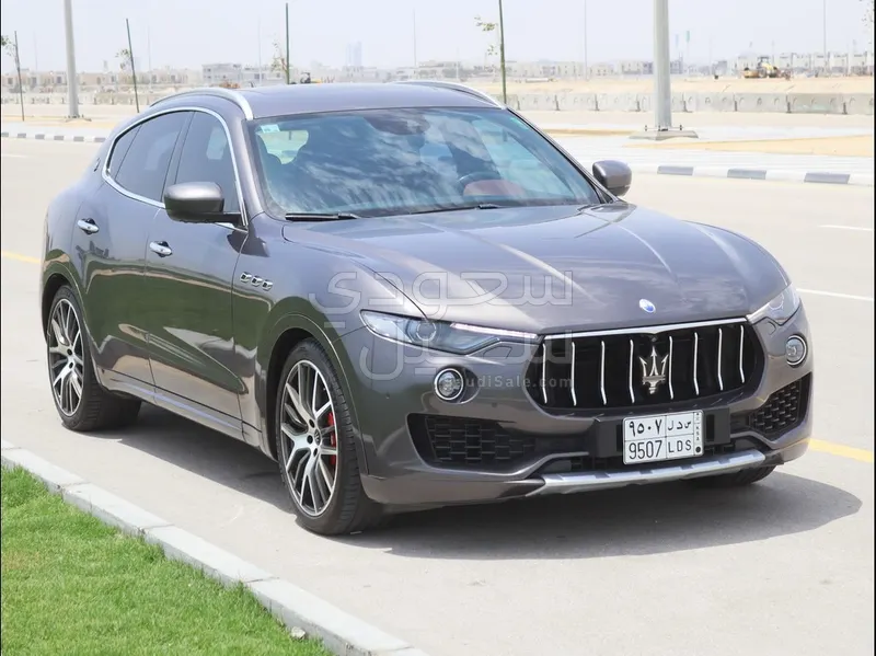 2017 مازيراتي ليفانتي اس