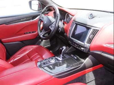 2017 مازيراتي ليفانتي اس