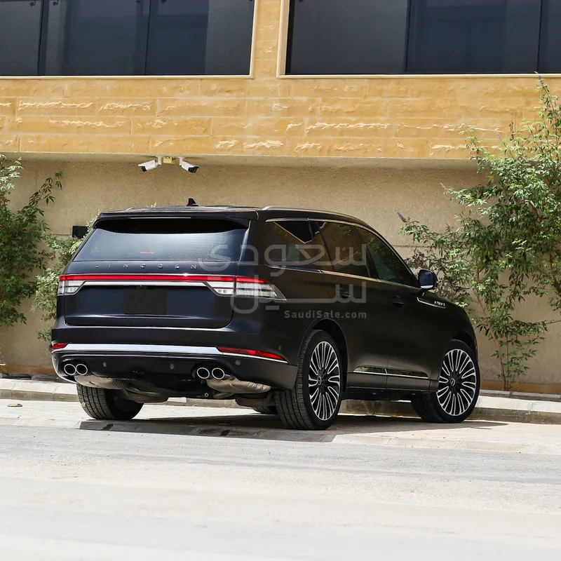 2023 لنكولن افياتور