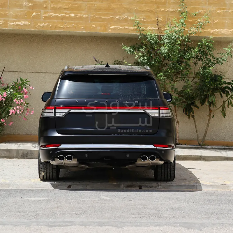 2023 لنكولن افياتور