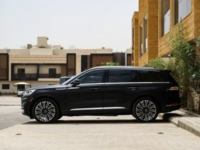 2023 لنكولن افياتور