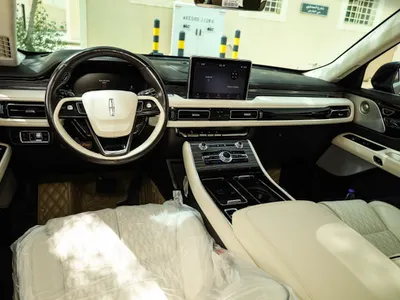 2023 لنكولن افياتور