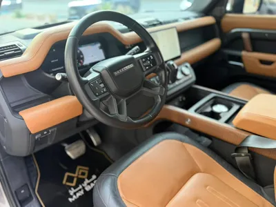 2023 لاند روفر ديفيندر اكس 110