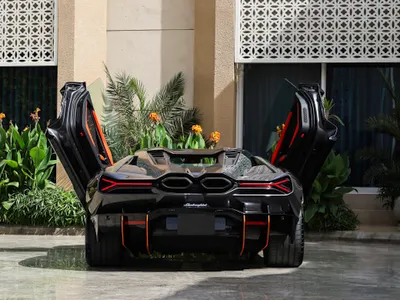 2025 لمبرجيني ريفويلتو