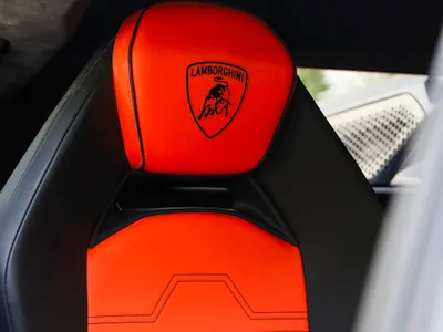 2025 لمبرجيني ريفويلتو