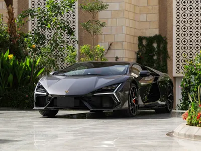 2025 لمبرجيني ريفويلتو