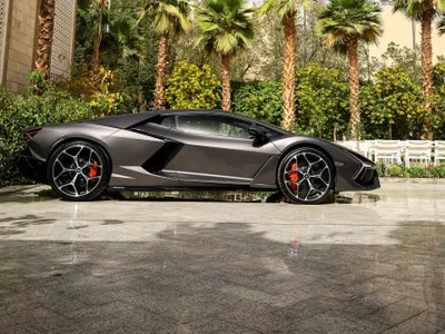 2025 لمبرجيني ريفويلتو