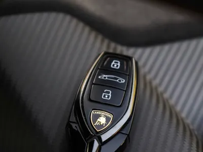 2025 لمبرجيني ريفويلتو