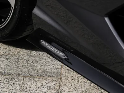 2025 لمبرجيني ريفويلتو