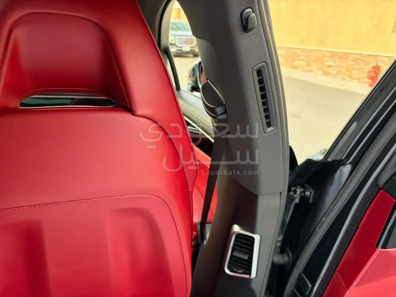 2022 بورش بانميرا