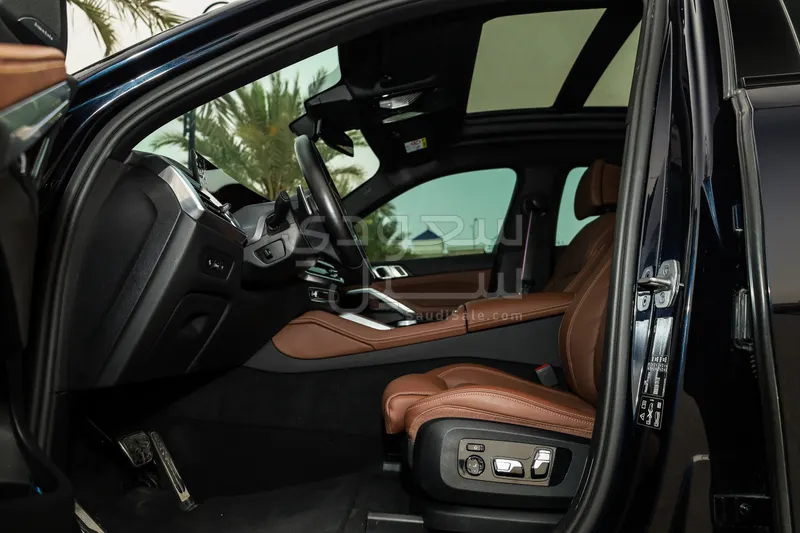 2024 بي ام دبليو الفئة اكس 6 إم