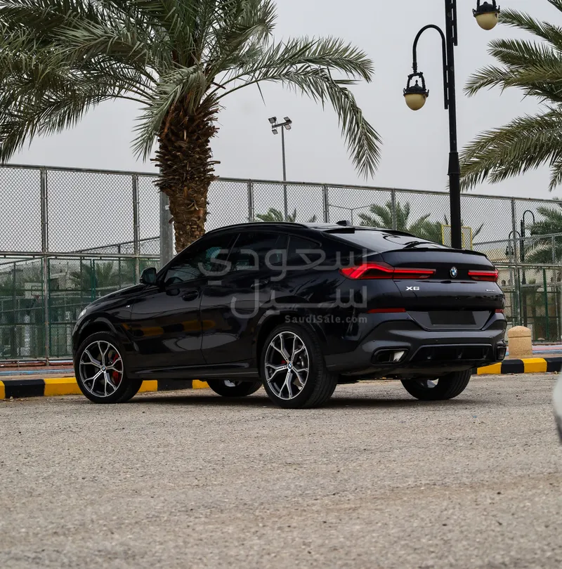 2024 بي ام دبليو الفئة اكس 6 إم