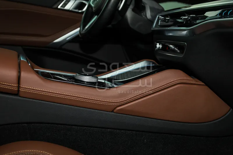 2024 بي ام دبليو الفئة اكس 6 إم