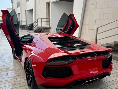 2015 لمبرجيني افنتادور