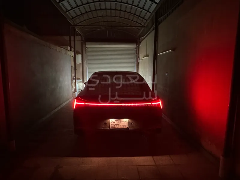 2021 هيونداي النترا سمارت