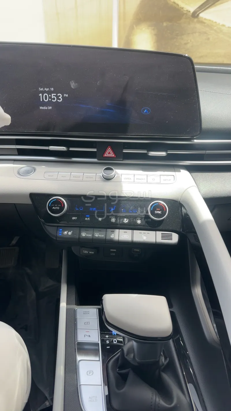 2021 هيونداي النترا سمارت