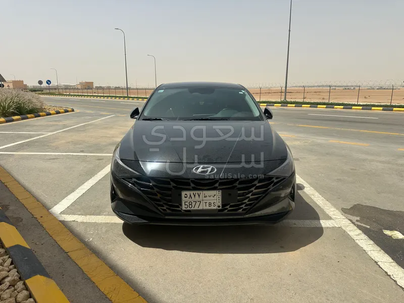 2021 هيونداي النترا سمارت