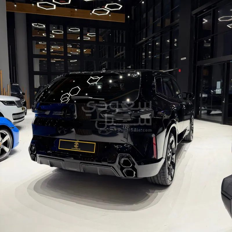 2023 بي ام دبليو اكس ام