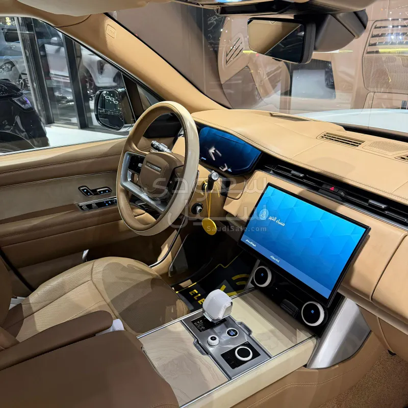 2023 لاند روفر رينج روفر اس في اوتوبيوغرافي