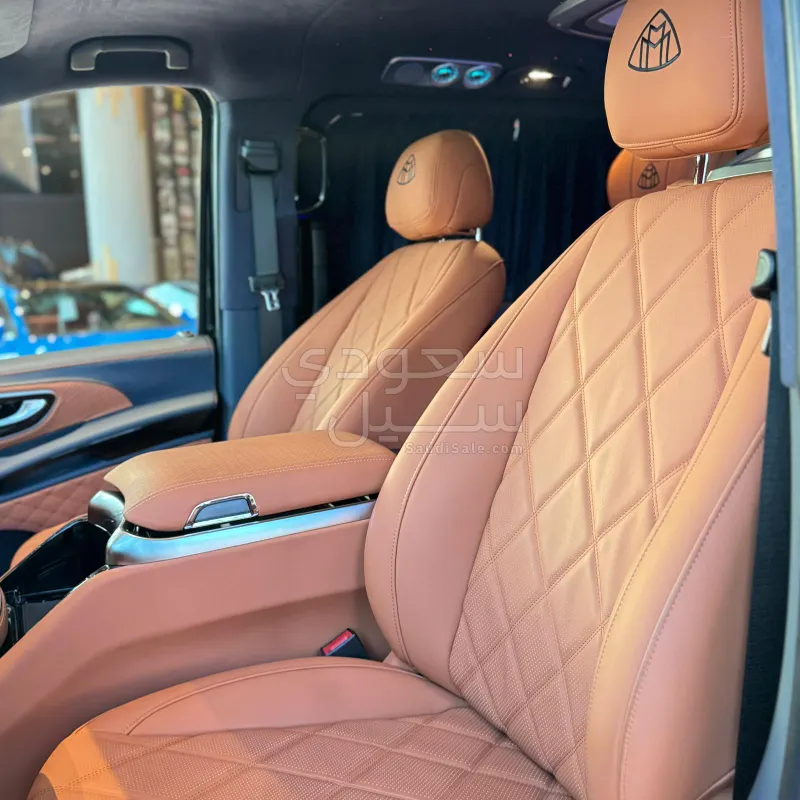 2025 مرسيدس - بنز فيتو