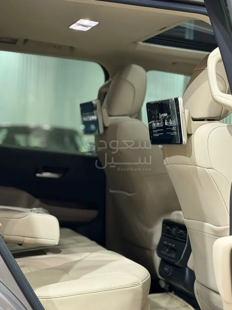 2022 تويوتا لاند كروزر جي اكس ار