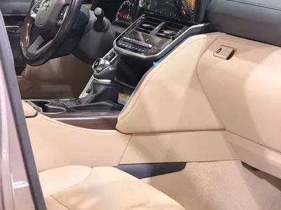 2022 تويوتا لاند كروزر جي اكس ار