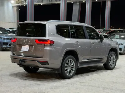 2022 تويوتا لاند كروزر جي اكس ار