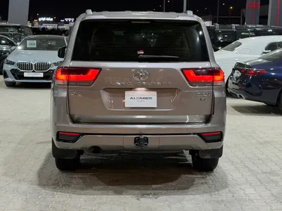 2022 تويوتا لاند كروزر جي اكس ار