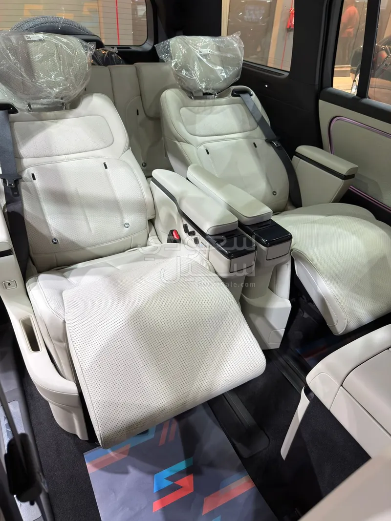 2026 روكس 01 أدماس