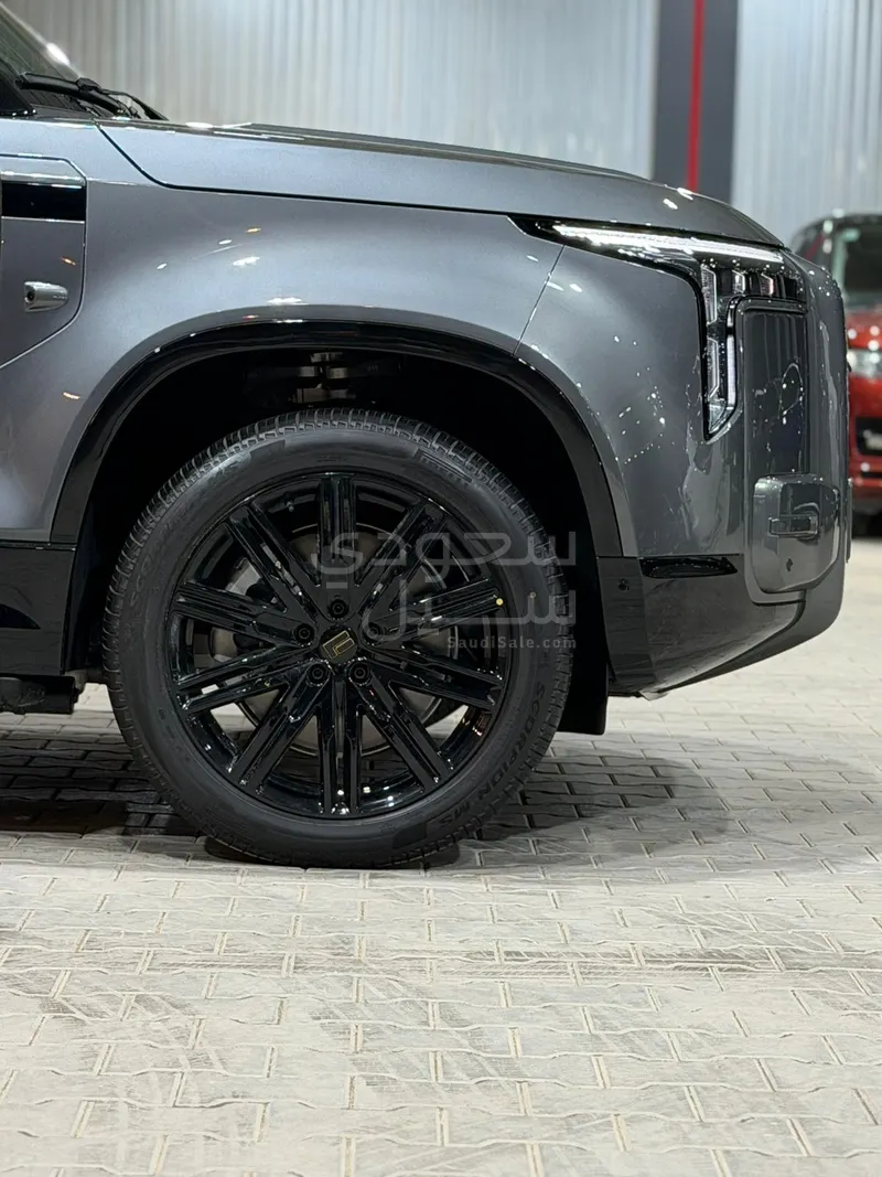 2026 روكس 01 أدماس