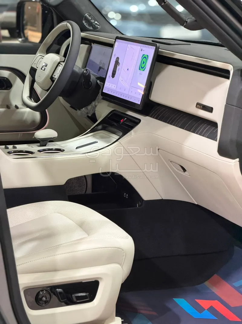 2026 روكس 01 أدماس