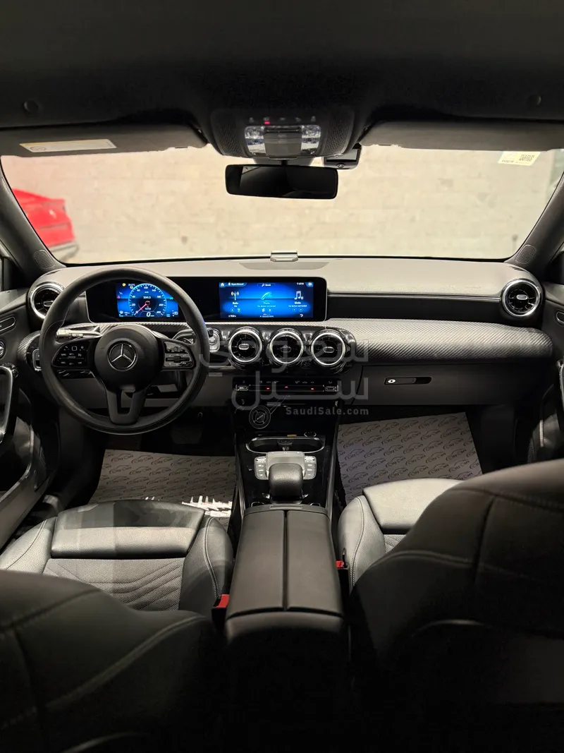 2020 مرسيدس - بنز أي 220