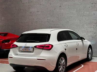 2020 مرسيدس - بنز أي 220