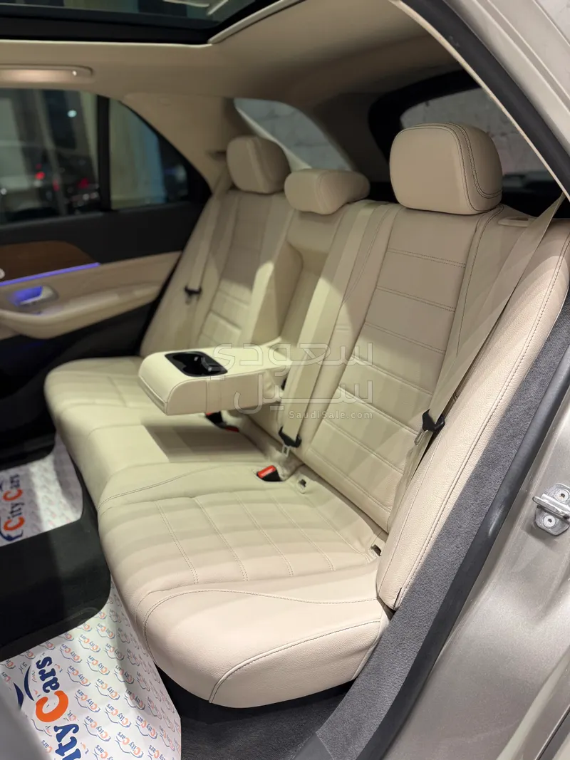 2020 مرسيدس - بنز جي إل إي 350