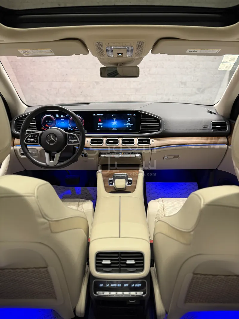 2020 مرسيدس - بنز جي إل إي 350