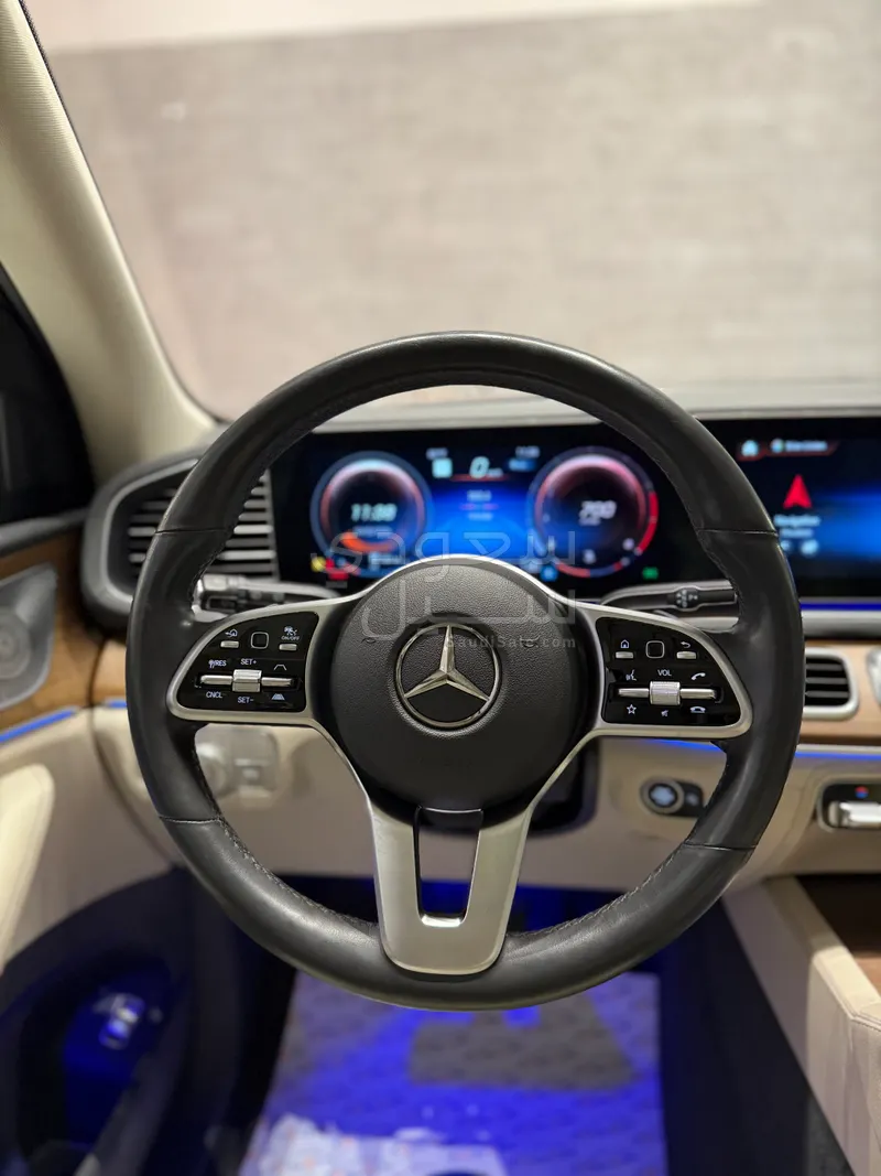 2020 مرسيدس - بنز جي إل إي 350