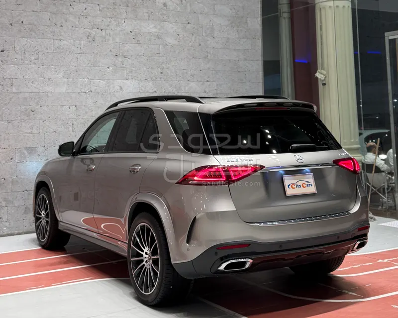 2020 مرسيدس - بنز جي إل إي 350