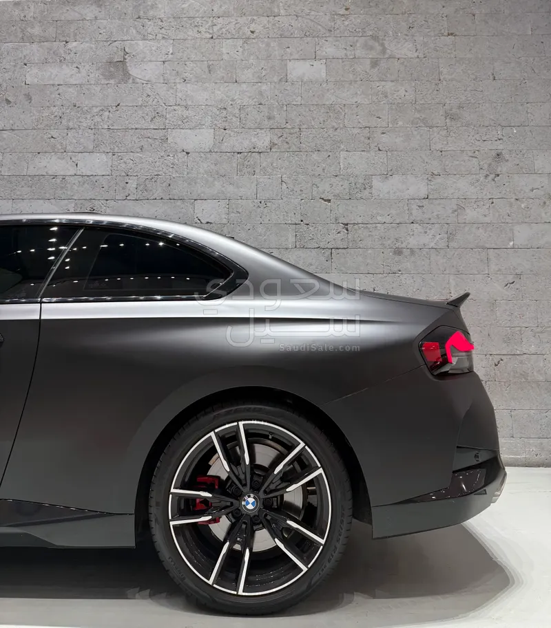 2022 بي ام دبليو الفئة الثانية إم240اي