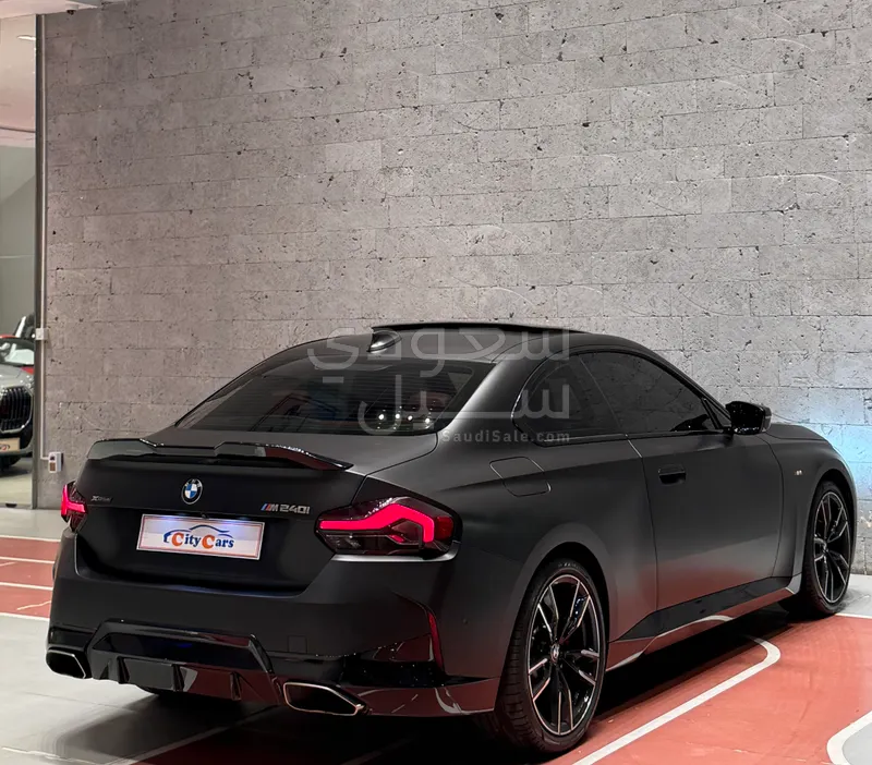 2022 بي ام دبليو الفئة الثانية إم240اي