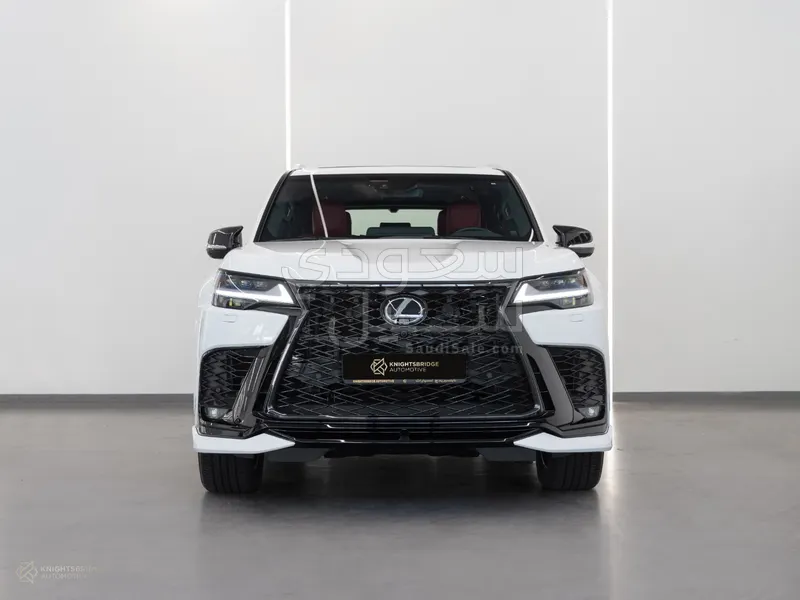 2024 لكزس إل إكس 600 إف