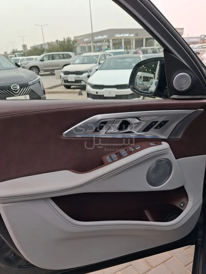 2023 بي ام دبليو اكس ام