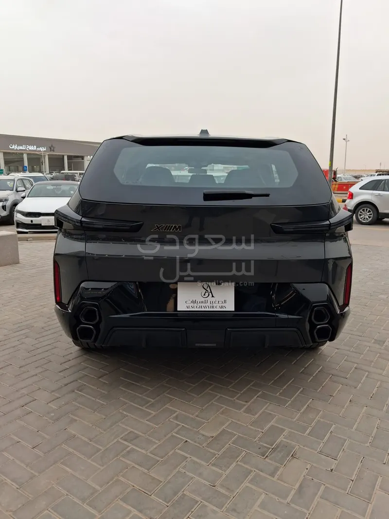 2023 بي ام دبليو اكس ام