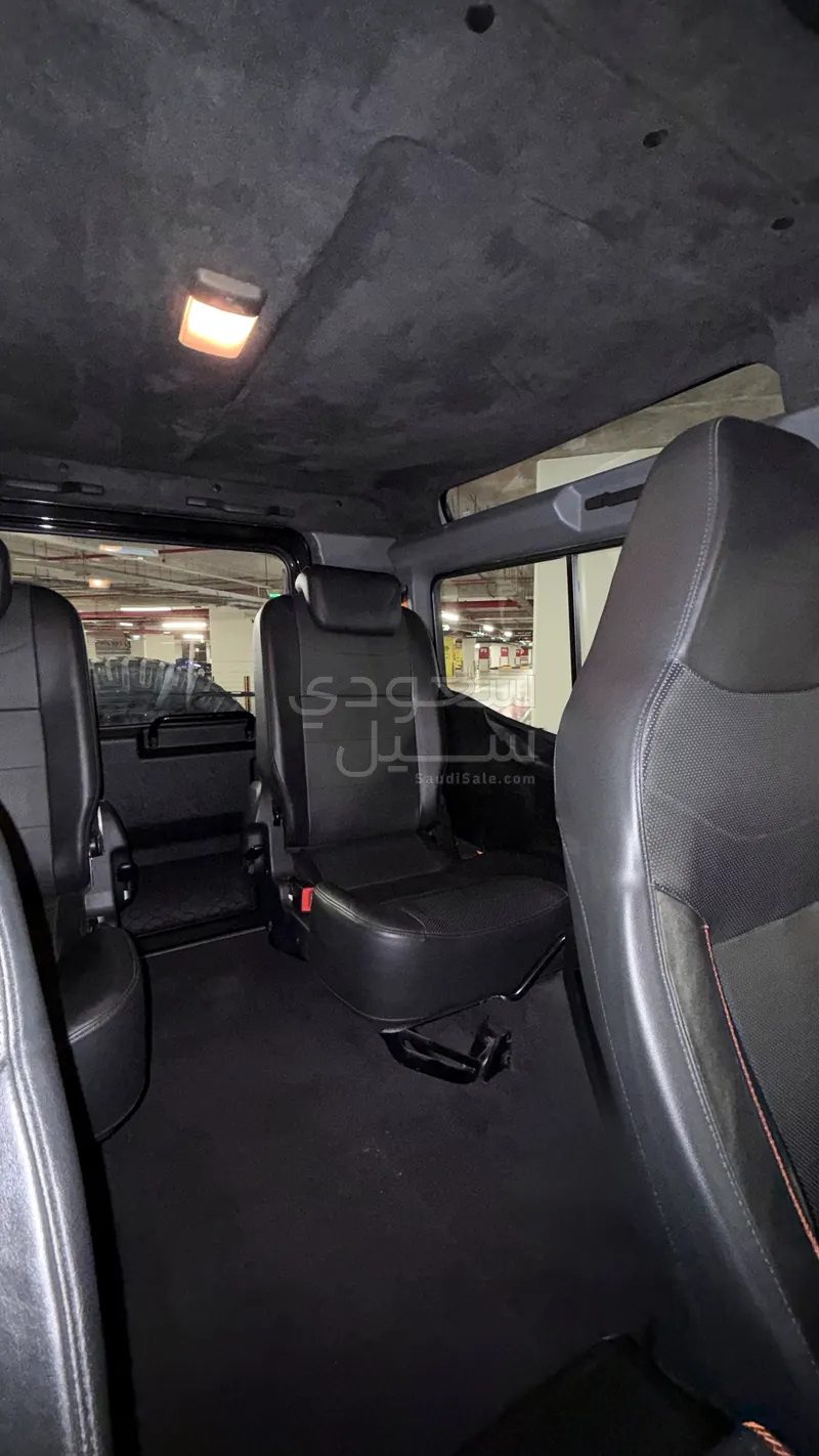 2016 لاند روفر ديفيندر 90