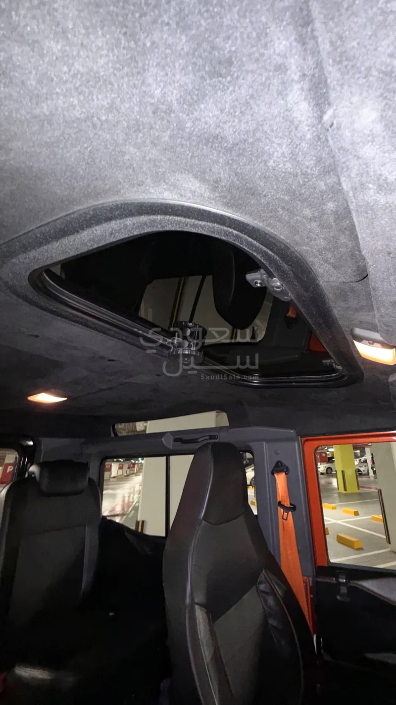 2016 لاند روفر ديفيندر 90