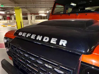 2016 لاند روفر ديفيندر 90