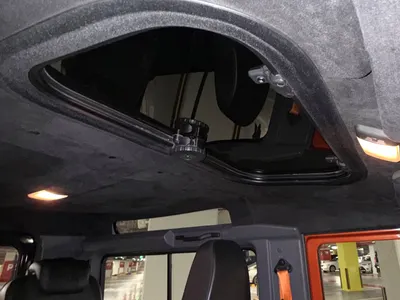 2016 لاند روفر ديفيندر 90