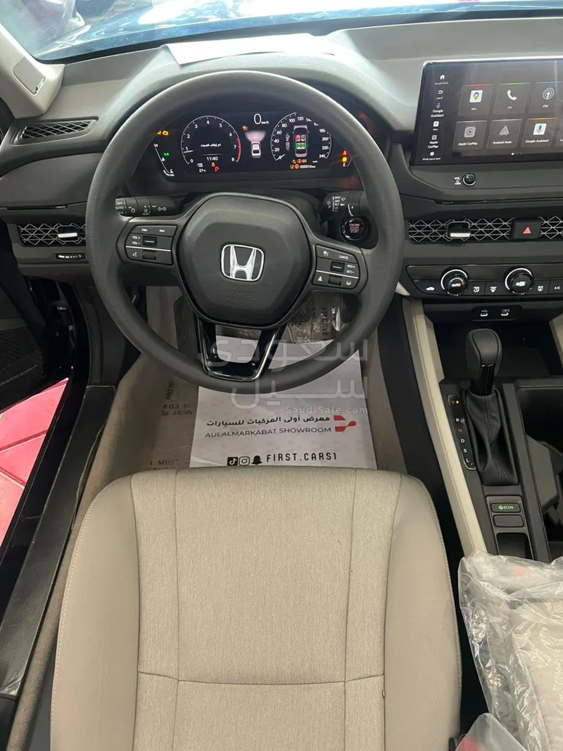 2025 هوندا اكورد إي إكس أي - اي