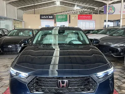 2025 هوندا اكورد إي إكس أي - اي