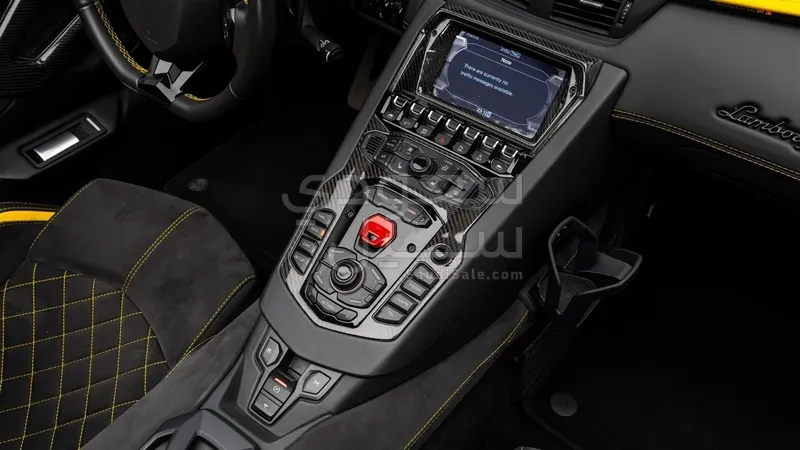 2018 لمبرجيني افنتادور اس رودستر